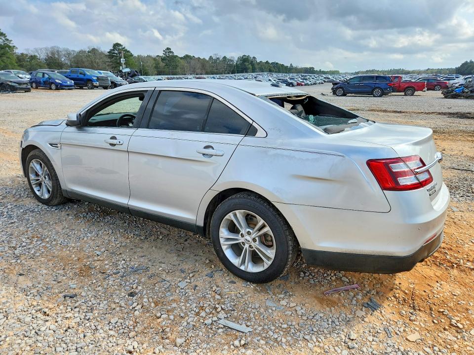 Photo 2 from auction – 2016 FORD TAURUS with VIN 1FAHP2E86GG142322