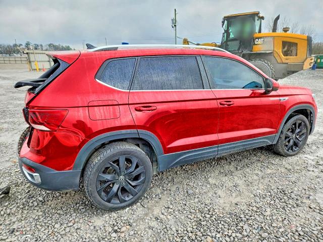 Photo 3 from auction – 2022 VOLKSWAGEN TAOS with VIN 3VVLX7B28NM018980