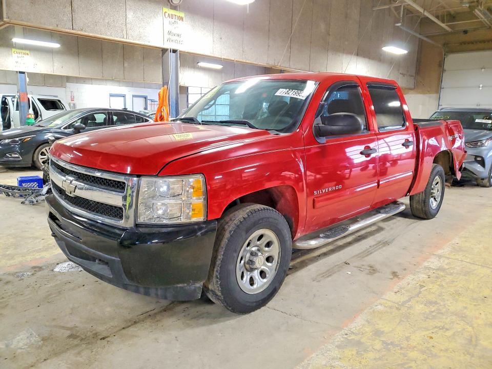 CHEVROLET SILVERADO 2011 with VIN 3GCPKSEA7BG173907 - Photo from auction