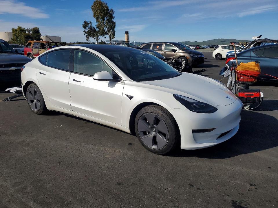 Photo 4 from auction – 2023 TESLA MODEL 3 with VIN 5YJ3E1EA6PF403207