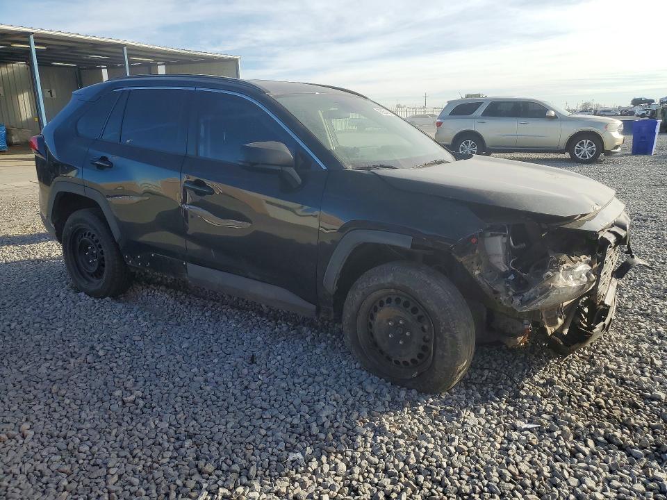 Photo 4 from auction – 2021 TOYOTA RAV4 with VIN 2T3H1RFVXMW151727