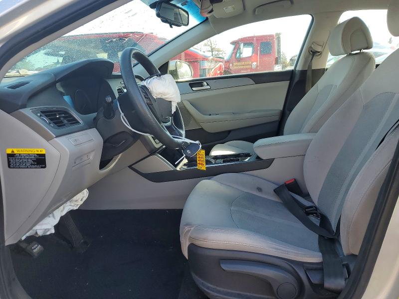 Zdjęcie 7 z aukcji – 2017 HYUNDAI SONATA SE z VIN 5NPE24AF5HH511101