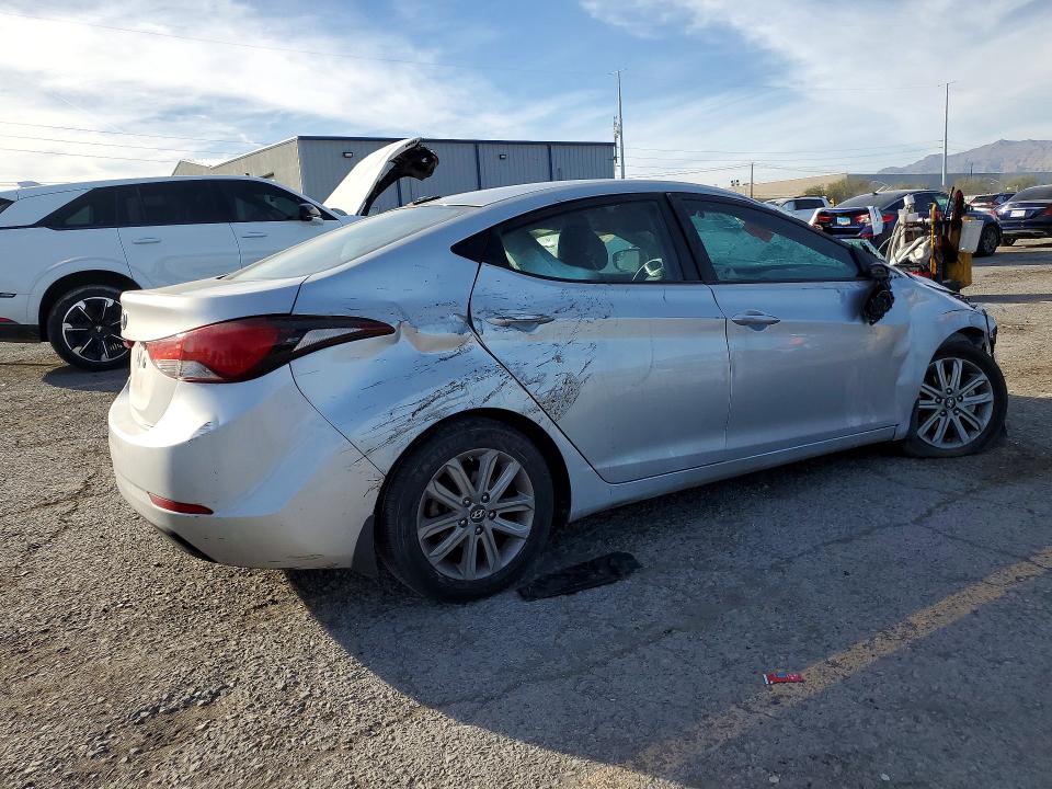 Photo 3 from auction – 2016 HYUNDAI ELANTRA with VIN KMHDH4AE4GU575874