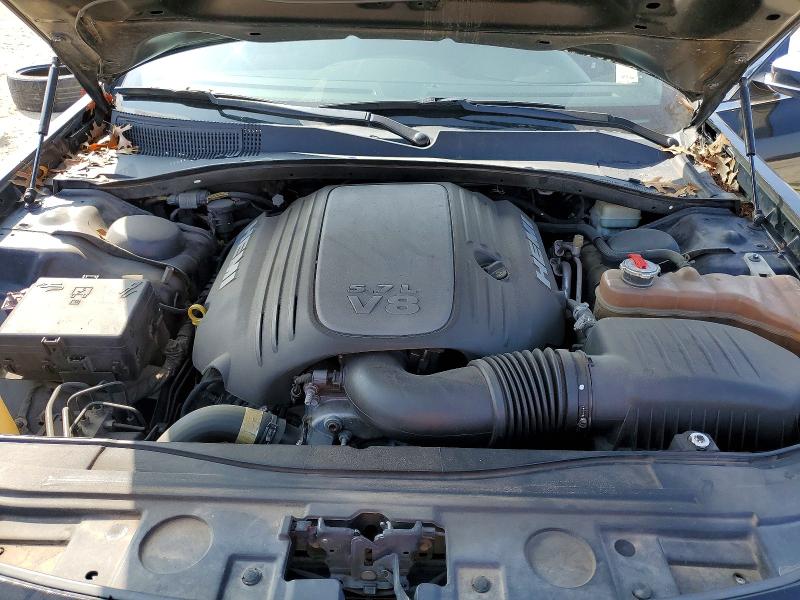 Photo 11 from auction – 2014 CHRYSLER 300C with VIN 2C3CCAET9EH307140