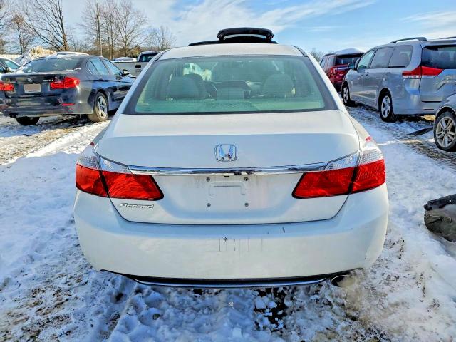 Photo 6 from auction – 2014 HONDA ACCORD EX with VIN 1HGCR2F72EA181074