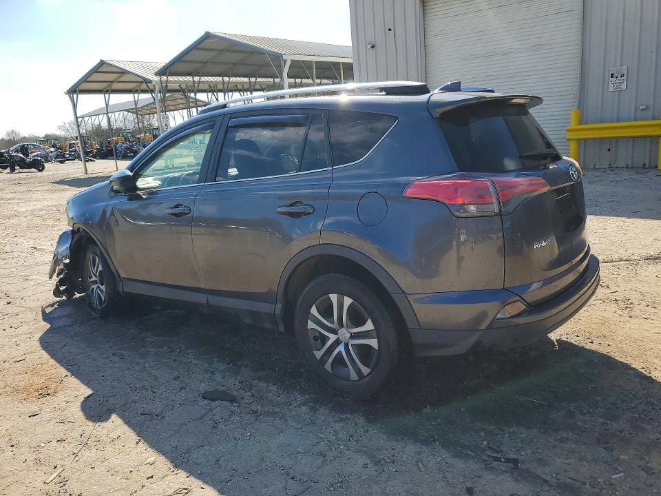 Photo 2 from auction – 2018 TOYOTA RAV4 with VIN JTMZFREV9JJ158010