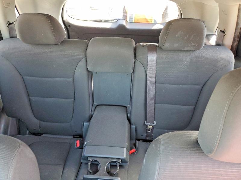 Photo 10 from auction – 2014 KIA SORENTO with VIN 5XYKT3A69EG469643