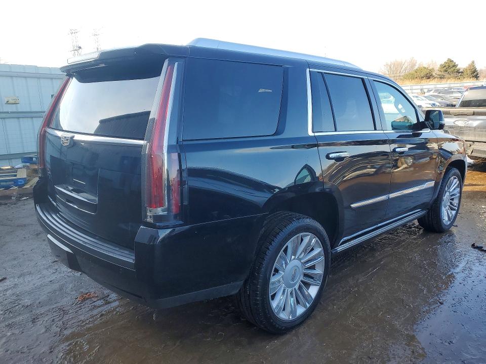 Photo 3 from auction – 2016 CADILLAC ESCALADE with VIN 1GYS4DKJ3GR122054