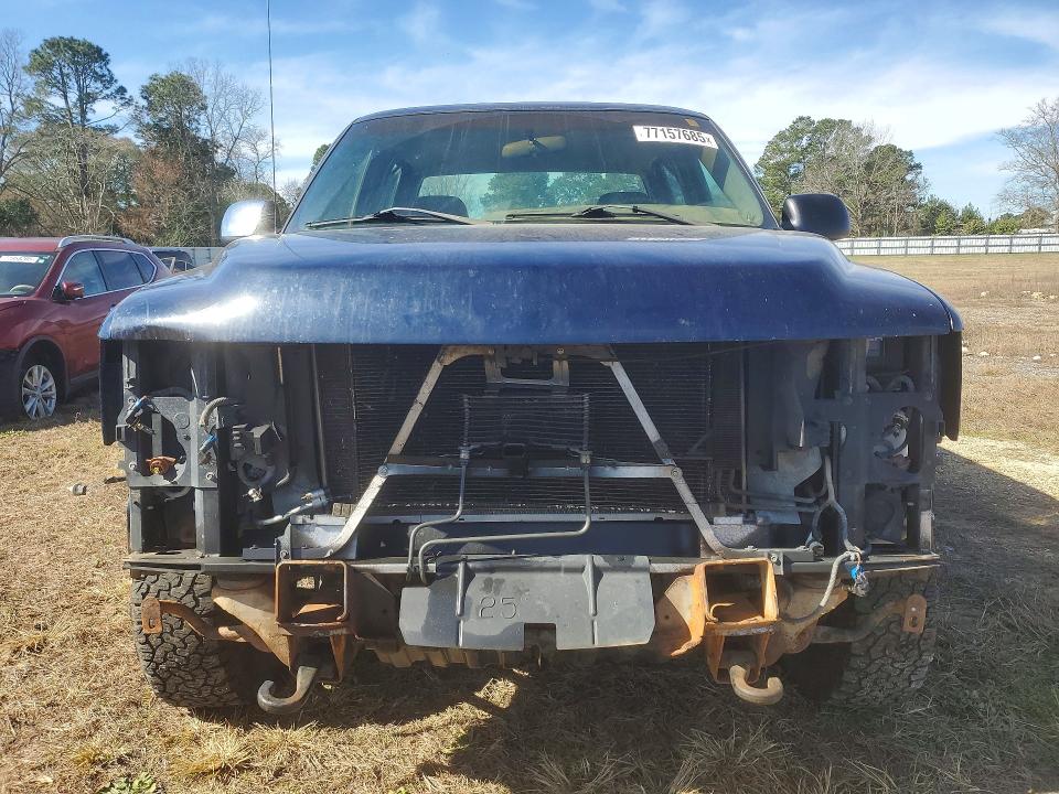 Photo 5 from auction – 2002 CHEVROLET SILVERADO with VIN 1GCHK23U12F207004