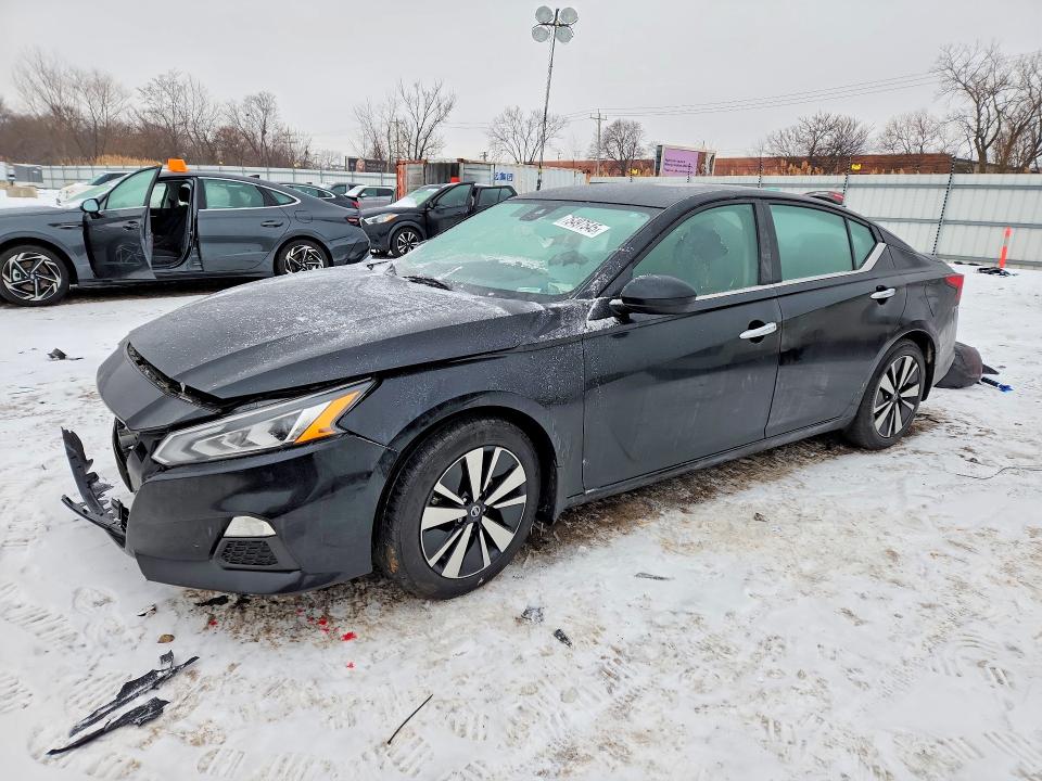 NISSAN ALTIMA 2022 with VIN 1N4BL4DV9NN360994 - Photo from auction