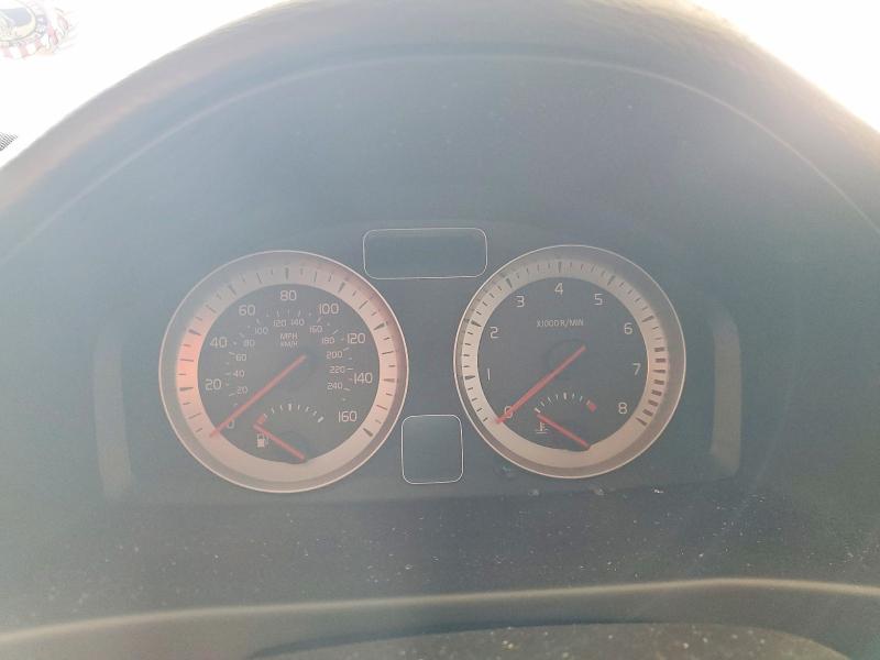 Foto 9 de la subasta – 2013 VOLVO C70 T5 con VIN YV1672MC4DJ142691