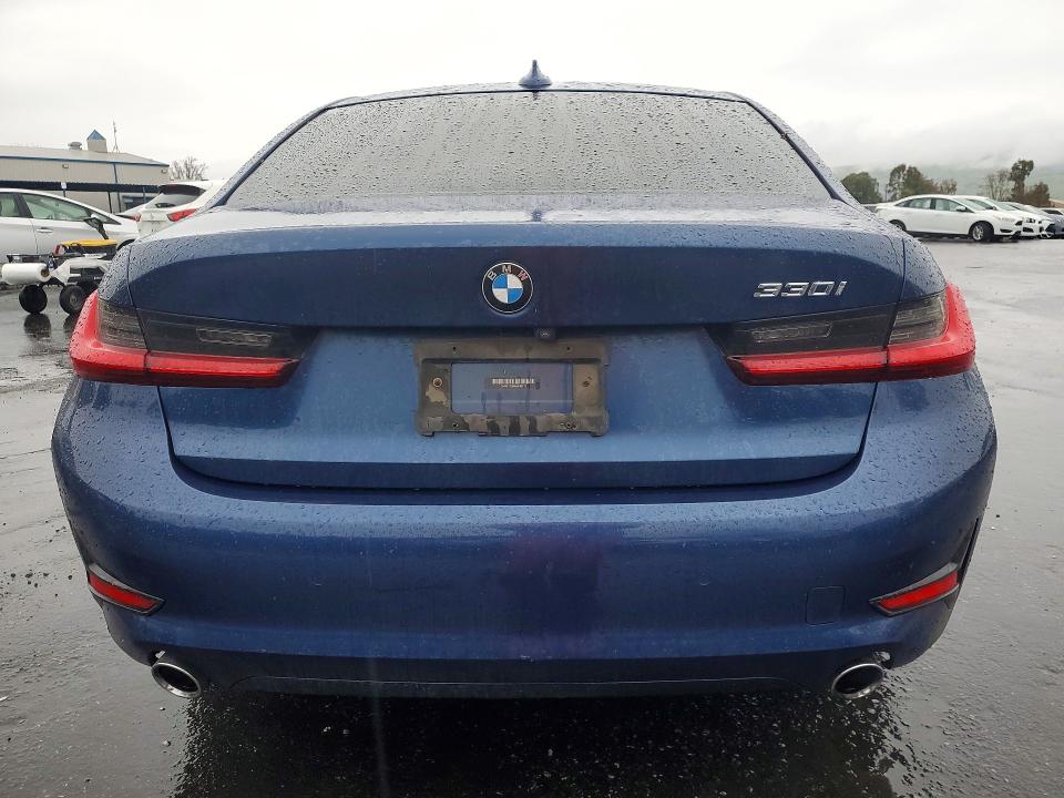 Photo 6 from auction – 2021 BMW 330I with VIN 3MW5R1J06M8B98172