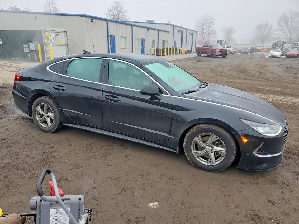 Photo 4 from auction – 2020 HYUNDAI SONATA with VIN 5NPEG4JA9LH024059