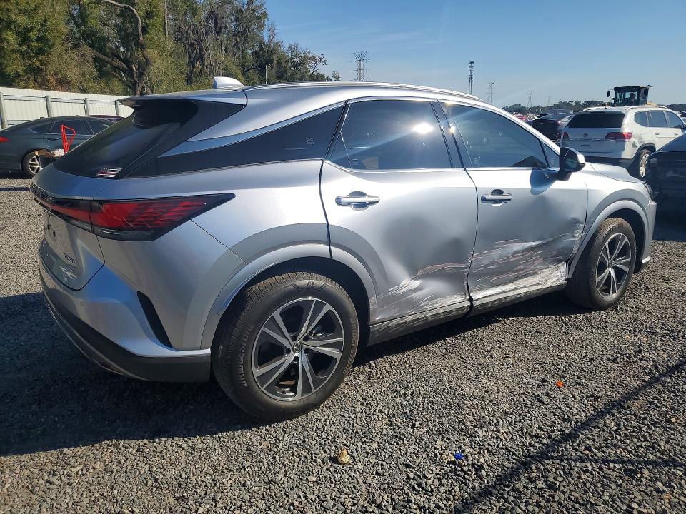 Photo 3 from auction – 2025 LEXUS RX with VIN JTJCHMAAXS2022807