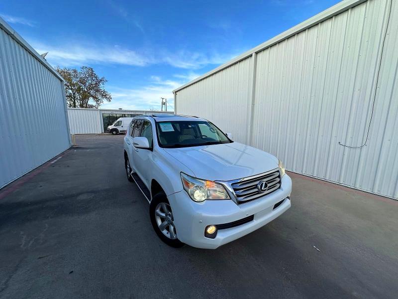 LEXUS GX 460 2010 with VIN JTJBM7FX1A5009737 - Photo from auction