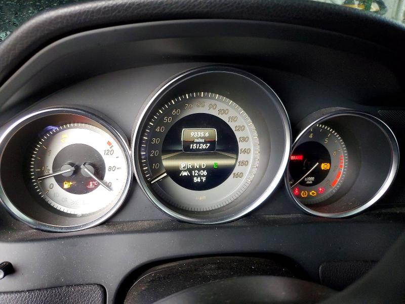 Photo 9 from auction – 2013 MERCEDES-BENZ C with VIN WDDGF4HB2DR275502