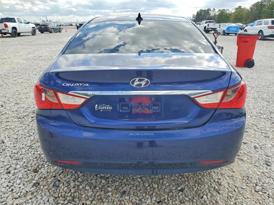 Photo 6 from auction – 2011 HYUNDAI SONATA GLS with VIN 5NPEB4AC8BH242671