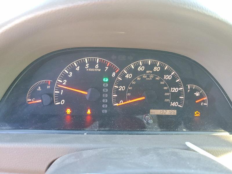 Photo 9 from auction – 2005 TOYOTA CAMRY with VIN 4T1BE32K95U013786