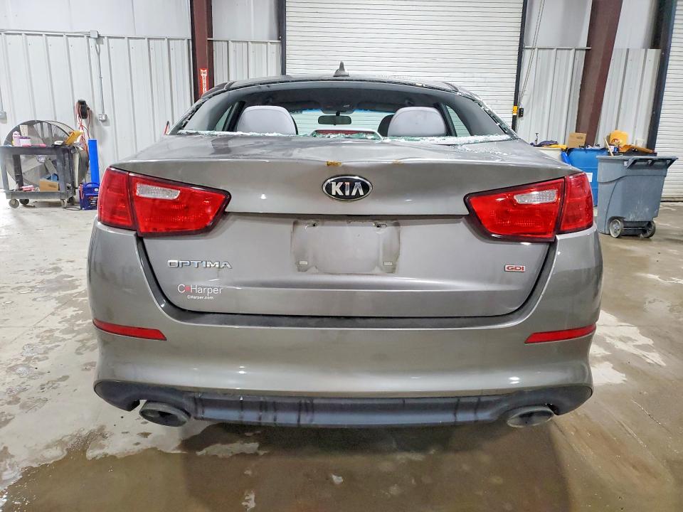 Photo 6 from auction – 2015 KIA OPTIMA with VIN 5XXGM4A72FG456711