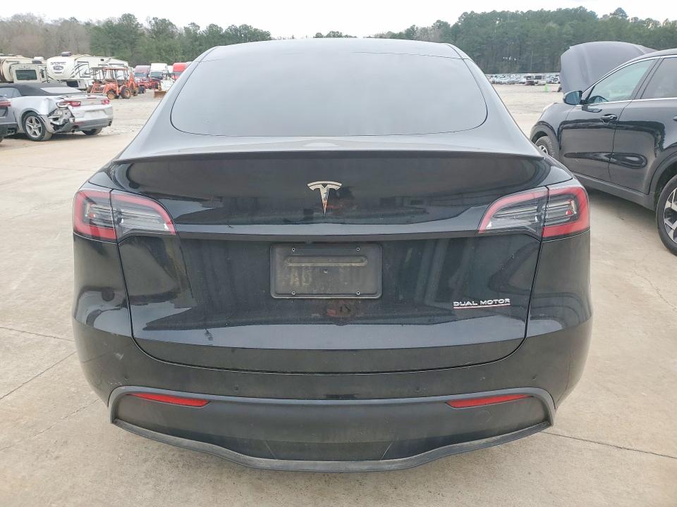 Photo 6 from auction – 2022 TESLA MODEL Y with VIN 7SAYGDEF8NF511695