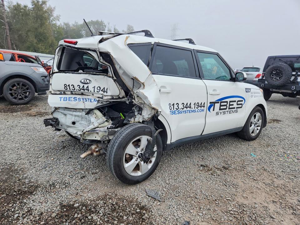 Photo 3 from auction – 2017 KIA SOUL with VIN KNDJN2A27H7486181