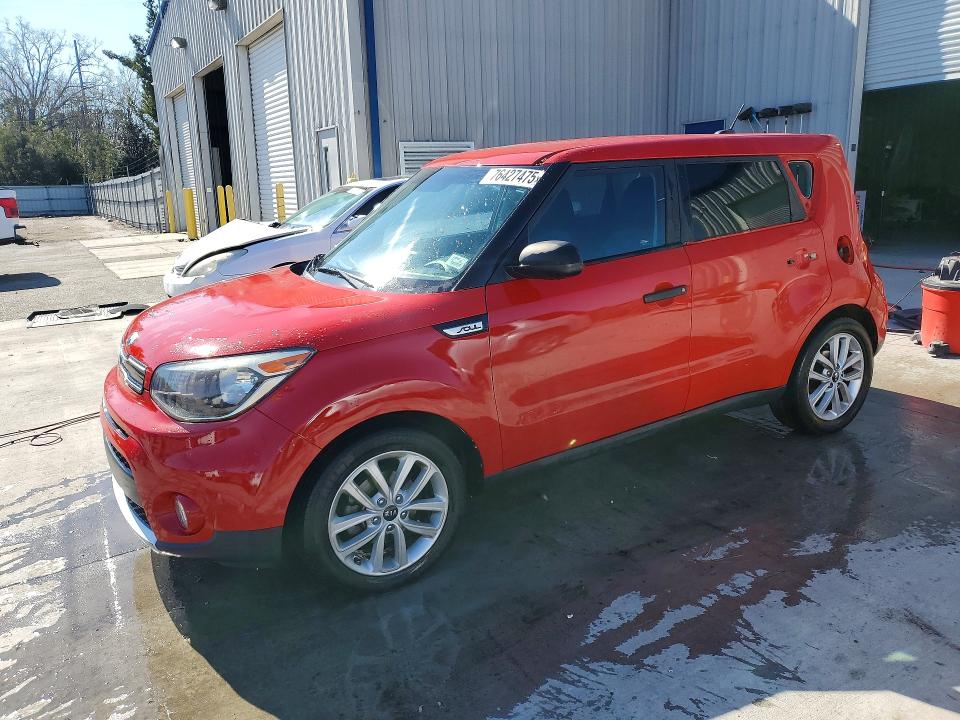 KIA SOUL 2017 with VIN KNDJP3A52H7418896 - Photo from auction