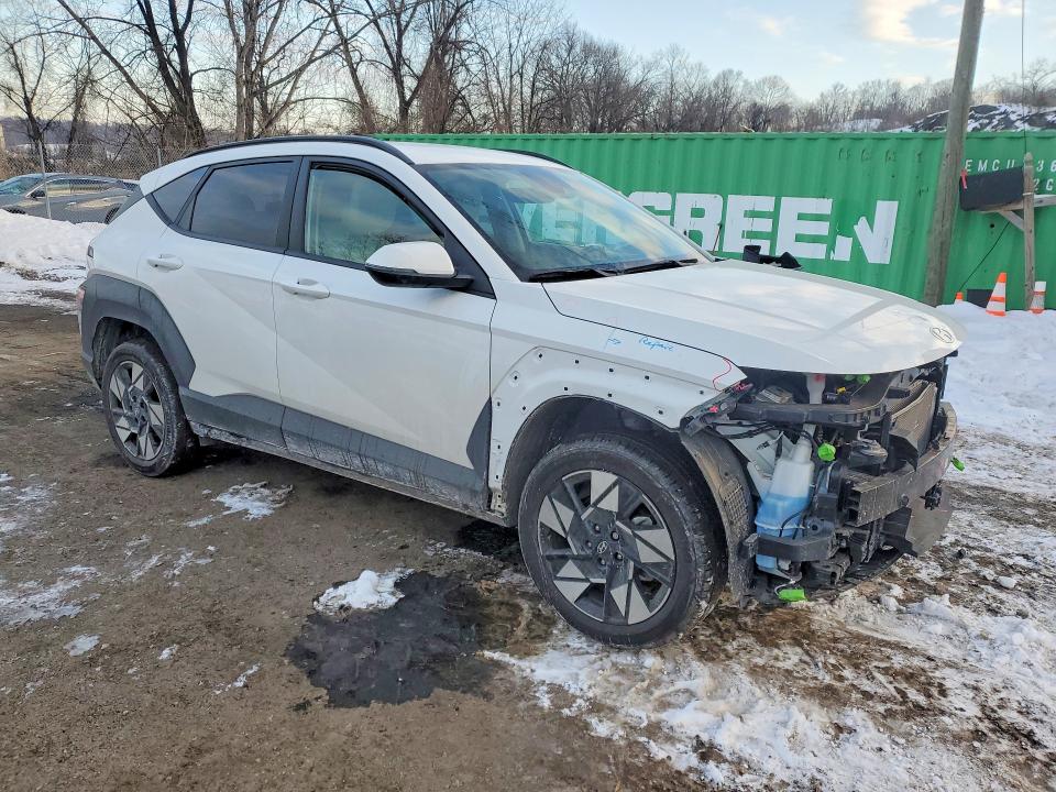 Снимка 4 от търг – 2024 HYUNDAI KONA с VIN KM8HCCAB7RU160146