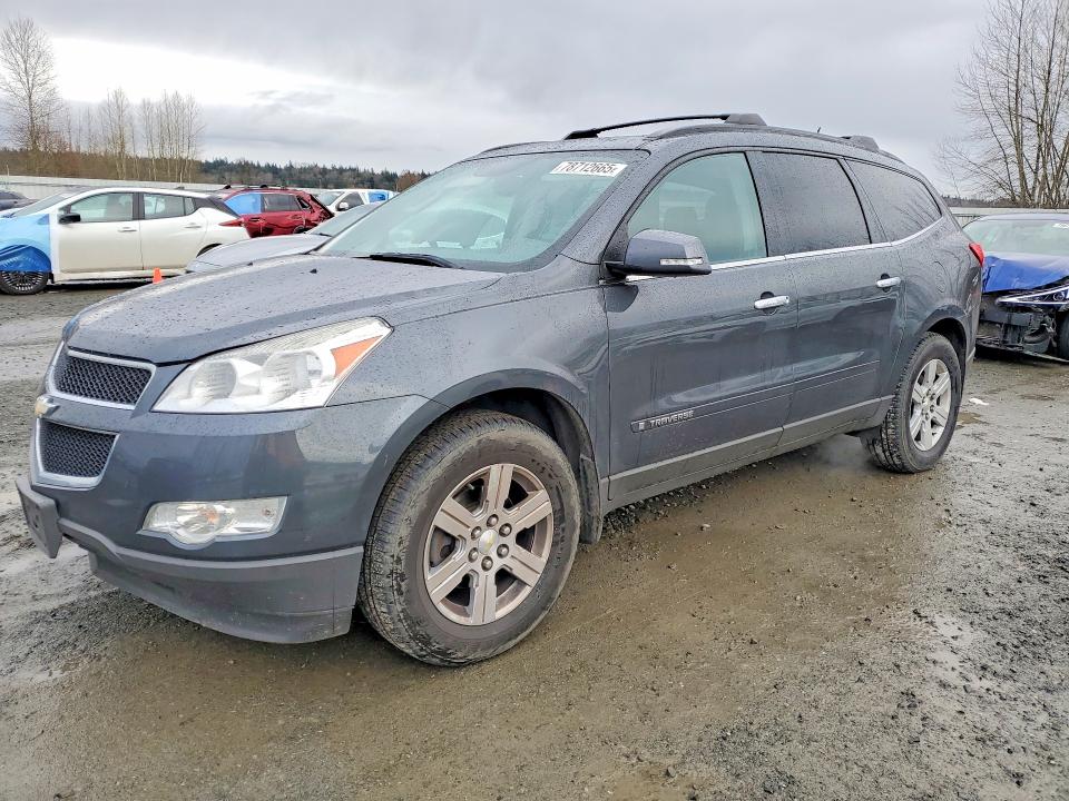 CHEVROLET TRAVERSE 2009 with VIN 1GNEV23D29S106685 - Photo from auction