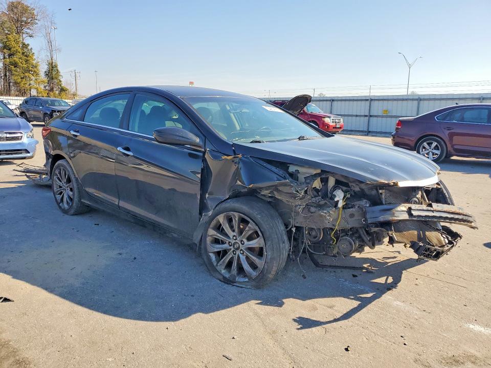 Фото 4 с аукциона – 2011 HYUNDAI SONATA SE с VIN 5NPEC4AB9BH316667