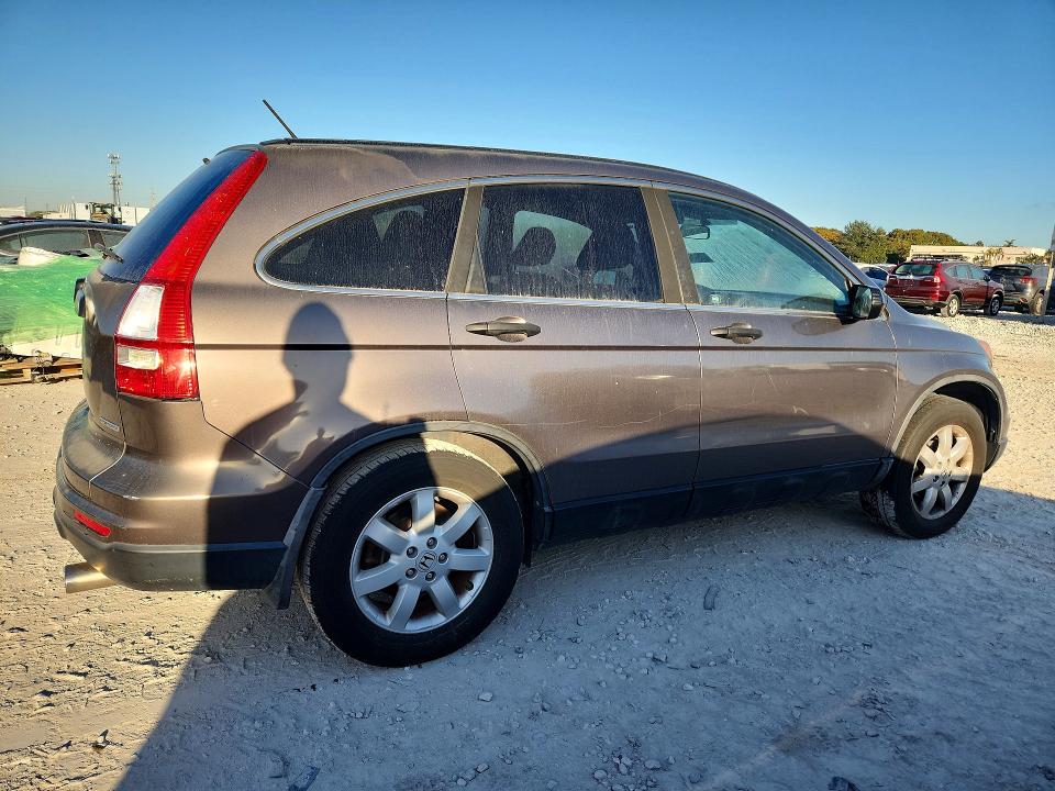 Photo 3 from auction – 2011 HONDA CR-V with VIN 5J6RE3H44BL046038