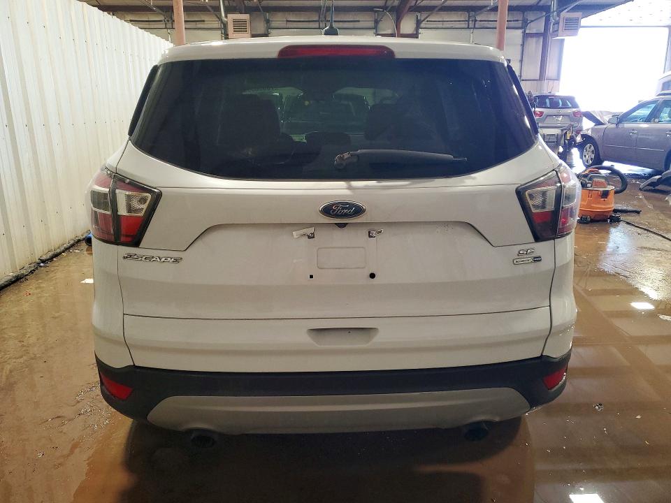 Photo 6 from auction – 2017 FORD ESCAPE SE with VIN 1FMCU9GD7HUA33009