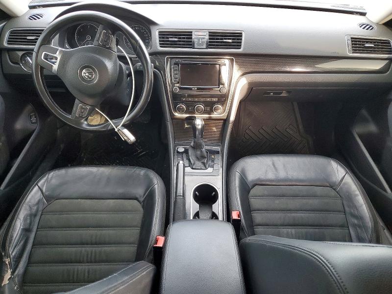 Photo 8 from auction – 2014 VOLKSWAGEN PASSAT SEL with VIN 1VWCN7A30EC086512