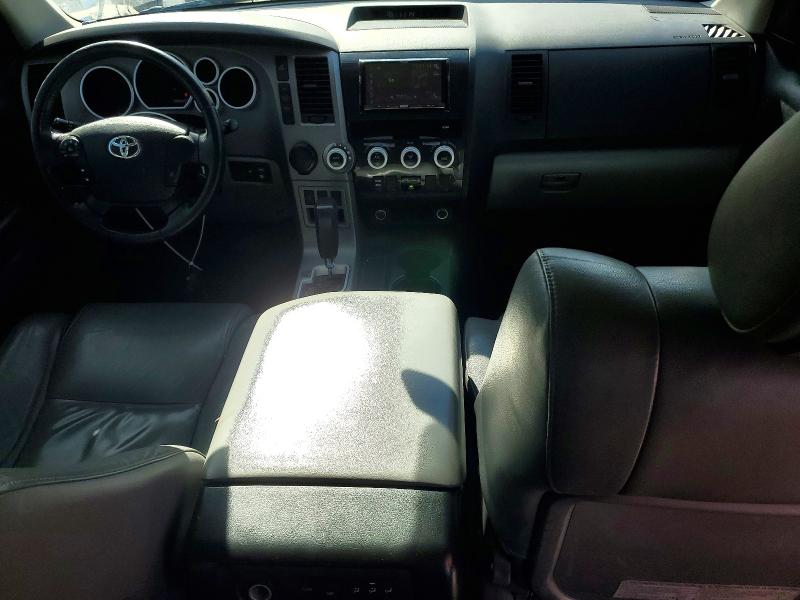 Photo 8 from auction – 2013 TOYOTA SEQUOIA with VIN 5TDZY5G17DS044950