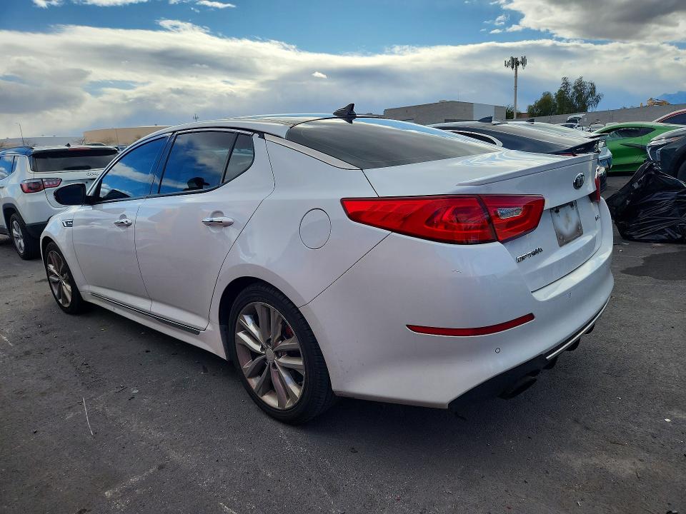 Photo 2 from auction – 2015 KIA OPTIMA with VIN 5XXGR4A66FG357737