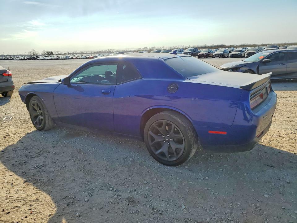 Photo 2 from auction – 2020 DODGE CHALLENGER with VIN 2C3CDZAG0LH235634
