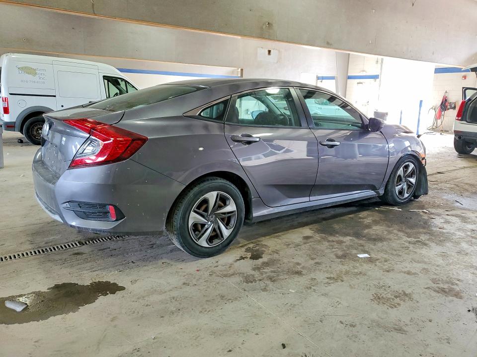Photo 3 from auction – 2020 HONDA CIVIC with VIN 19XFC2F69LE008831