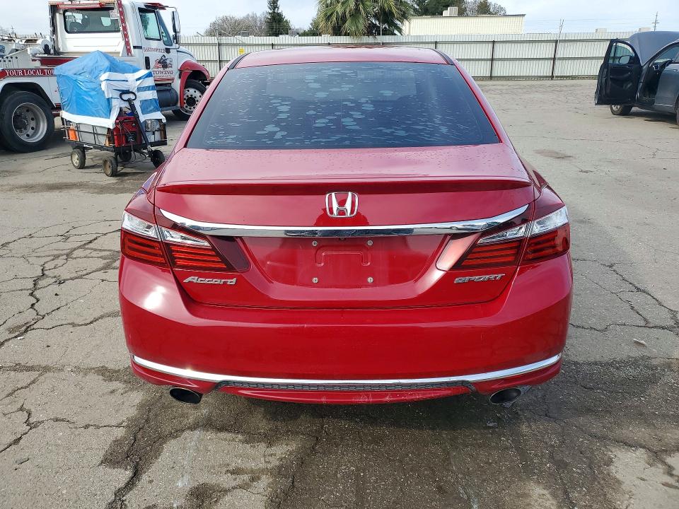 Photo 6 from auction – 2016 HONDA ACCORD with VIN 1HGCR2F52GA096818