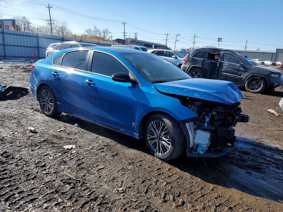Photo 4 from auction – 2023 KIA FORTE GT L with VIN 3KPF54AD6PE586807