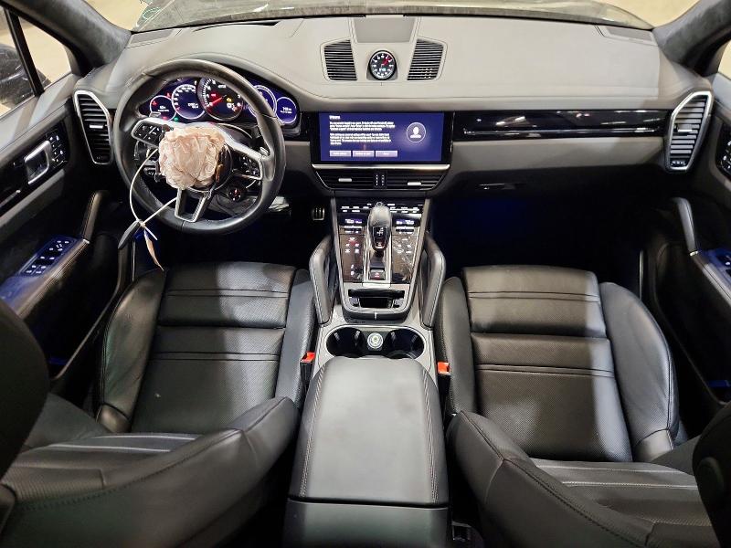 Photo 8 from auction – 2023 PORSCHE CAYENNE with VIN WP1AG2AY1PDA18413