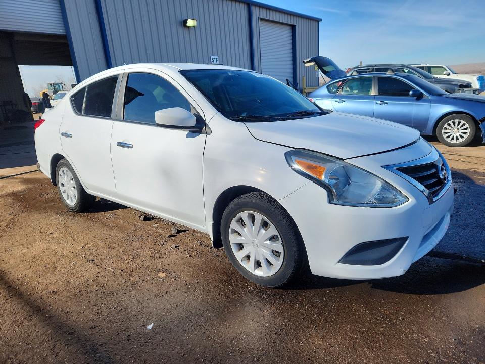 Photo 4 from auction – 2017 NISSAN VERSA S with VIN 3N1CN7AP1HK468555