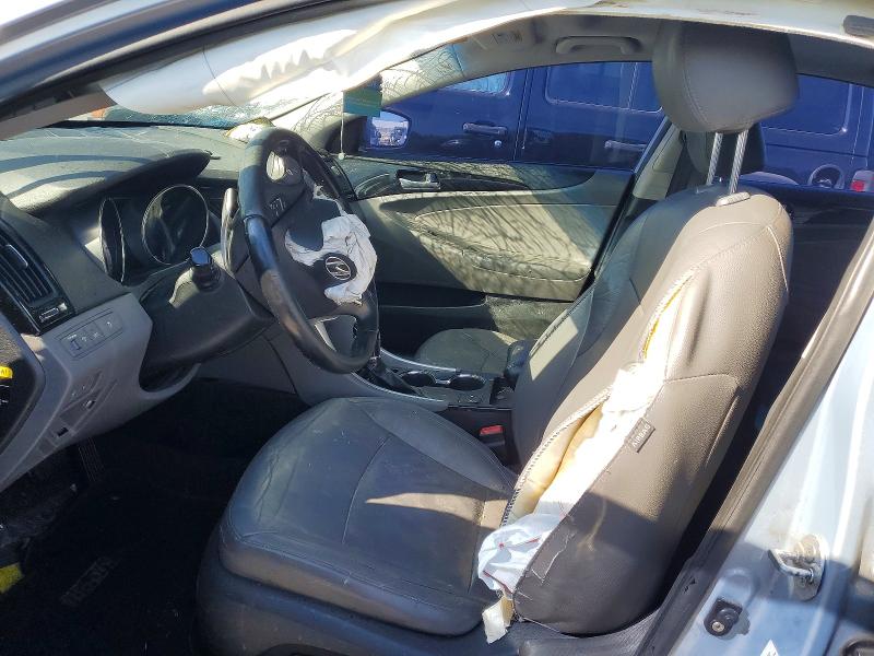 Photo 7 from auction – 2011 HYUNDAI SONATA with VIN 5NPEC4AB7BH303433