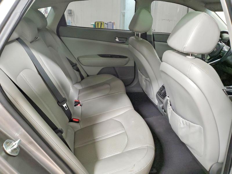 Photo 10 from auction – 2017 KIA OPTIMA EX with VIN 5XXGU4L35HG158120