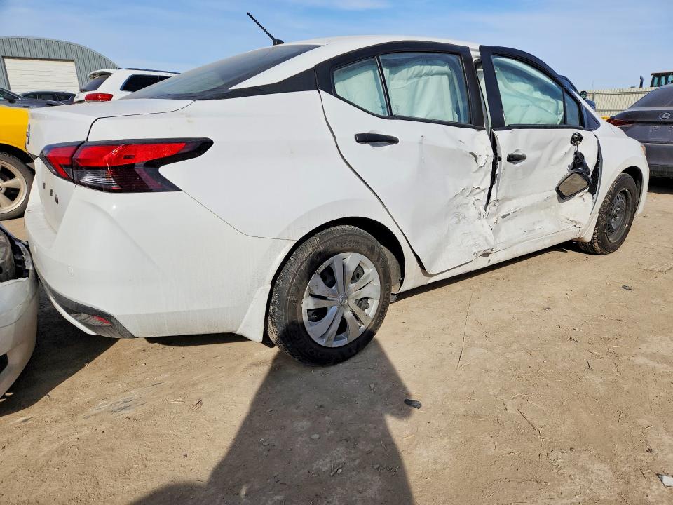 Photo 3 from auction – 2024 NISSAN VERSA with VIN 3N1CN8DV4RL926083