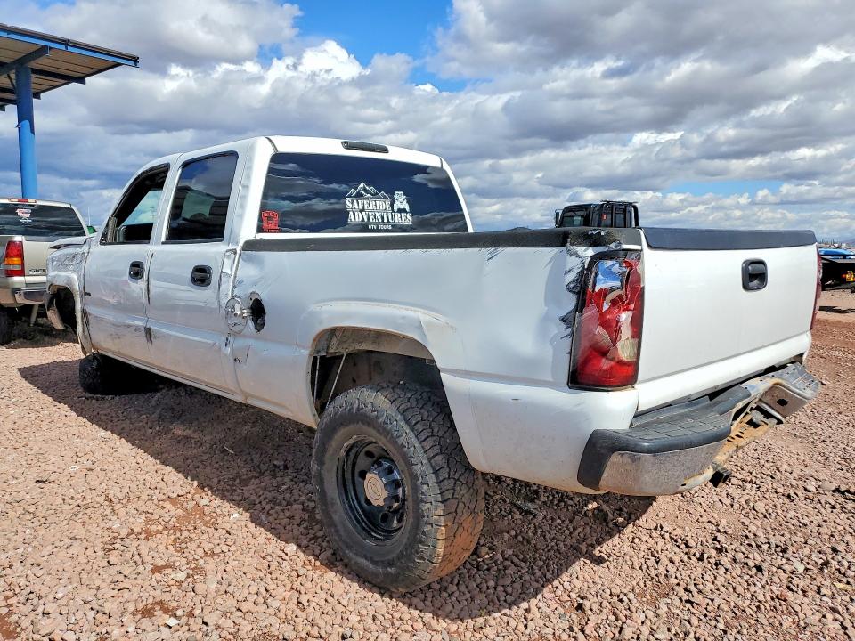 Photo 2 from auction – 2006 CHEVROLET SILVERADO with VIN 1GCHK23266F124138