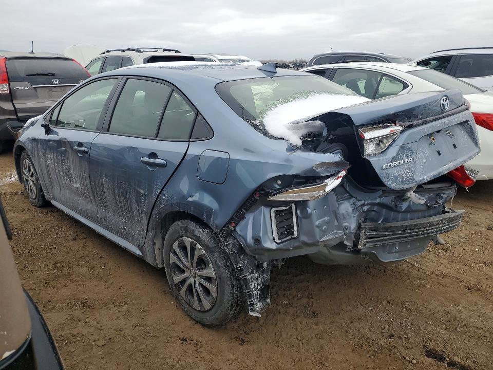 Photo 2 from auction – 2022 TOYOTA COROLLA with VIN JTDEAMDE6NJ042755
