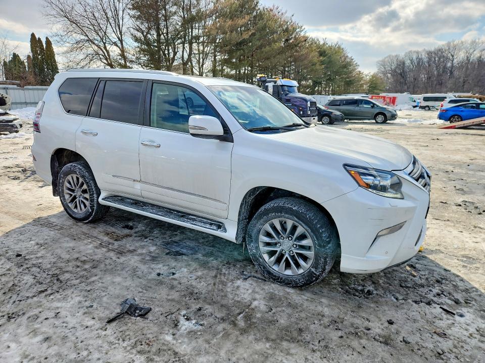 Photo 4 from auction – 2014 LEXUS GX 460 PRE with VIN JTJJM7FX2E5076705