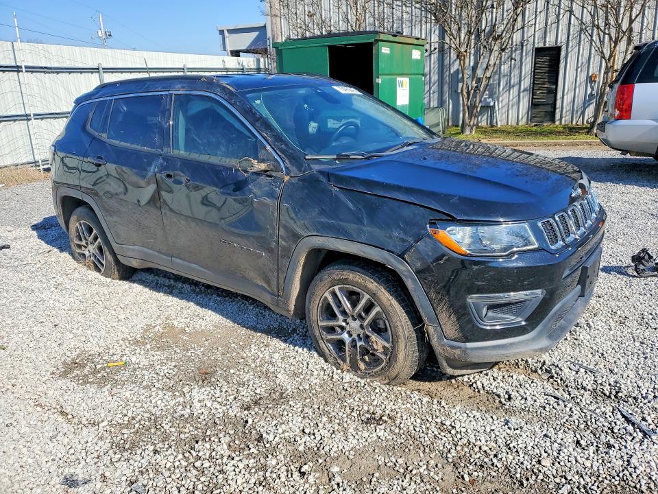 Photo 4 from auction – 2018 JEEP COMPASS with VIN 3C4NJCBB8JT169657