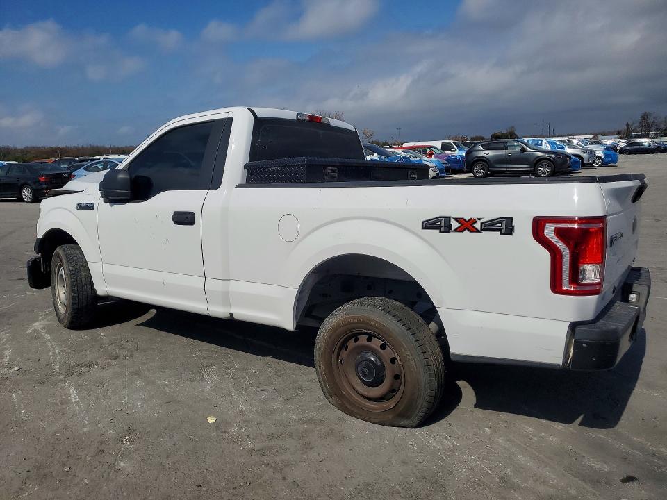 Photo 2 from auction – 2016 FORD F150 with VIN 1FTMF1E87GKE26397
