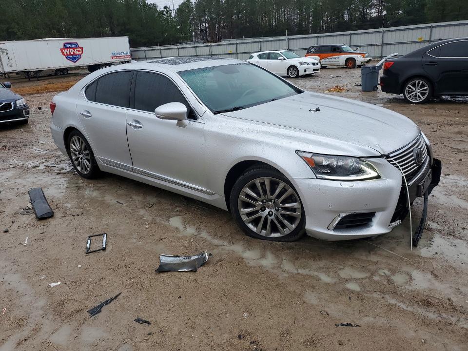 Photo 4 from auction – 2017 LEXUS LS with VIN JTHBL5EF6H5145650