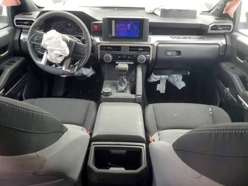 Photo 8 from auction – 2025 TOYOTA TACOMA with VIN 3TMLB5JNXSM151104